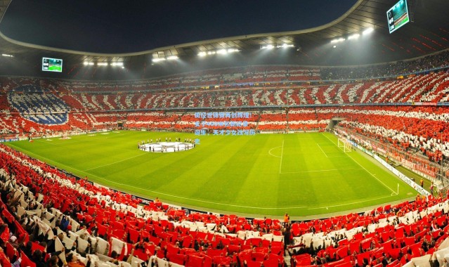 田径世锦赛再创辉煌！女子400米栏新纪录诞生，天才少女改写历史